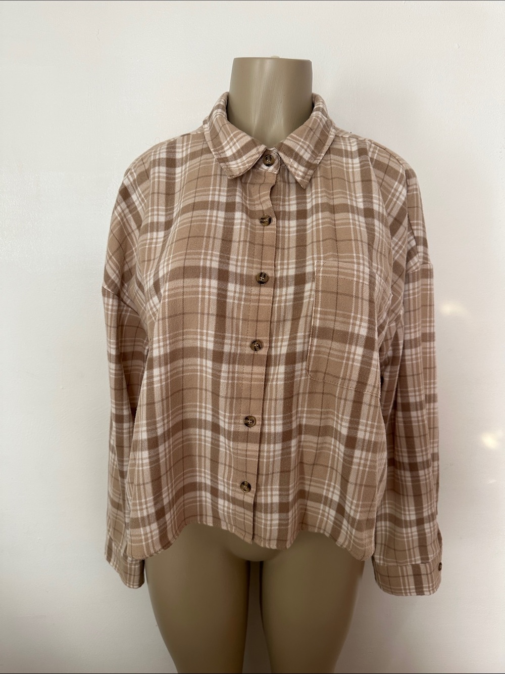Beige Plaid Button-Up crop Shirt Sz XL